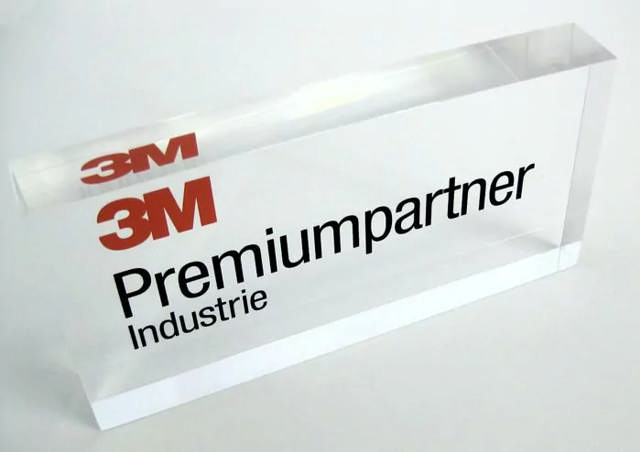 3M Premiumpartner Industrie Auszeichnung - Röckelein GmbH als zertifizierter 3M Premiumpartner